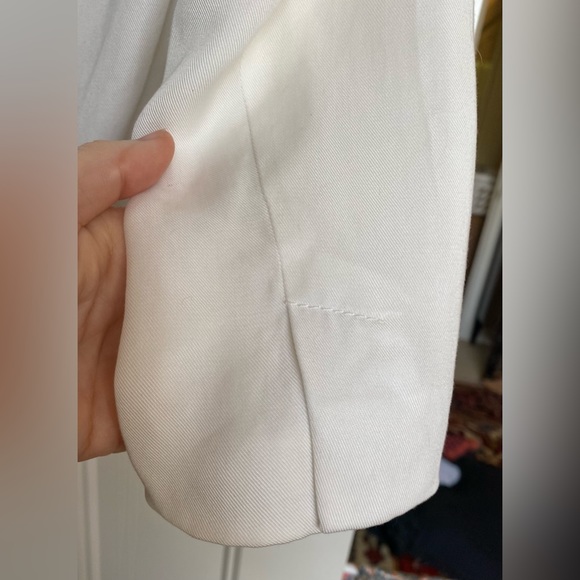 ANTHROPOLOGIE Ivory open front, split back short jacket.  Cartonnier Size 4. - Picture 5 of 6